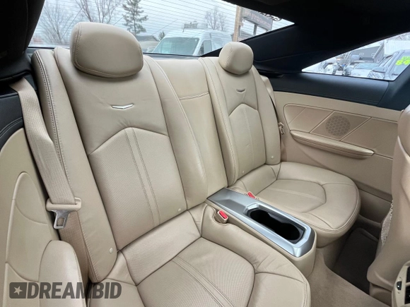 2011 Cadillac CTS with VIN 1G6DM1ED3B0157390, listed as a Copart auction lot 83147514 with 116,202 mi miles and Clean Title. Bid and sale history available at DreamBid. Image 6.