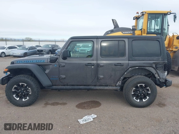 2024 Jeep Wrangler Rubicon z VIN 1C4RJXR67RW276710, wystawiony jako IAAI lot #42047318 z przebiegiem 35 857 mil mil oraz . Historia ofert i sprzedaży dostępna na DreamBid. Obrazek 14.