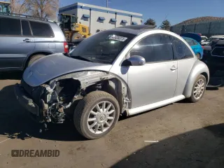 2005 Volkswagen New Beetle Coupe GLS with VIN 3VWCK31C05M418237, listed as a Copart auction lot 43439375 with 99,981 mi miles and Salvage Title. Bid and sale history available at carsss.com. Image 1.