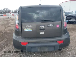 2010 Kia Soul + with VIN KNDJT2A23A7178534, listed as a IAAI auction lot 41380362 with 172,612 mi miles. Bid and sale history available at carsss.com. Image 17.