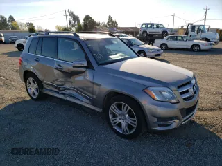 2015 Mercedes-Benz GLK 250 with VIN WDCGG0EB2FG423581, listed as a Copart auction lot 75017783 with 95,518 mi miles and . Bid and sale history available at DreamBid. Image 4.