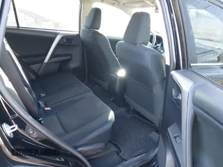 2017 Toyota RAV4 LE z VIN 2T3BFREV6HW543909, wystawiony jako IAAI lot #41668964 z przebiegiem 102 452 mil mil oraz . Historia ofert i sprzedaży dostępna na DreamBid. Obrazek 8.
