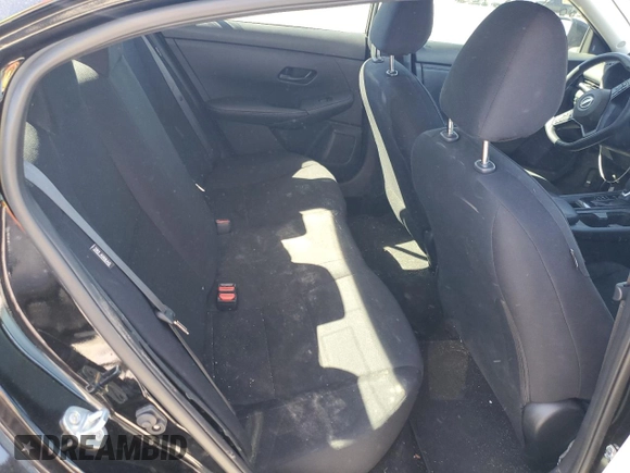 2024 Nissan Sentra S z VIN 3N1AB8BV9RY206493, wystawiony jako Copart lot #47537095 z przebiegiem 33 480 mil mil oraz Szkoda całkowita • Salvage title. Historia ofert i sprzedaży dostępna na DreamBid. Obrazek 10.