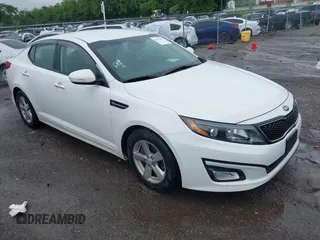 2015 Kia Optima LX with VIN 5XXGM4A77FG388308, listed as a IAAI auction lot 42075894 with 88,744 mi miles. Bid and sale history available at carsss.com. Image 1.