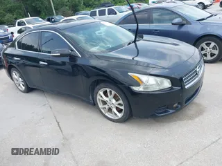 2012 Nissan Maxima S z VIN 1N4AA5AP7CC851828, wystawiony jako IAAI lot #42275228 z przebiegiem 213 117 mil mil oraz . Historia ofert i sprzedaży dostępna na DreamBid. Obrazek 1.