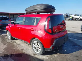 2015 Kia Soul + with VIN KNDJP3A57F7765296, listed as a IAAI auction lot 41108547 with 72,771 mi miles. Bid and sale history available at carsss.com. Image 3.