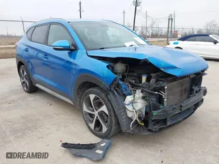 2017 Hyundai Tucson Value with VIN KM8J33A20HU474754, listed as a IAAI auction lot 41353343 with 152,897 mi miles. Bid and sale history available at carsss.com. Image 1.