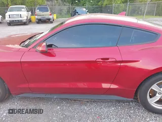 2022 Ford Mustang EcoBoost с VIN 1FA6P8TH0N5114862, выставлен на аукционе IAAI как лот 42266233 с пробегом 20 091 миль миль и . История ставок и продаж доступна на DreamBid. Изображение 15.