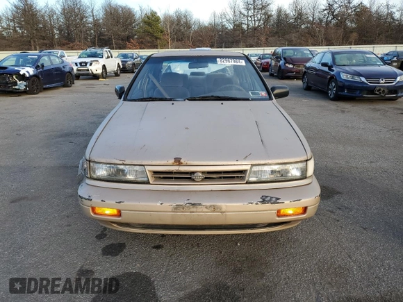 1990 Nissan Stanza GXE z VIN JN1FU21P9LX822087, wystawiony jako Copart lot #82967984 z przebiegiem 109 985 mil mil oraz Czysty tytuł • Clean title. Historia ofert i sprzedaży dostępna na DreamBid. Obrazek 5.