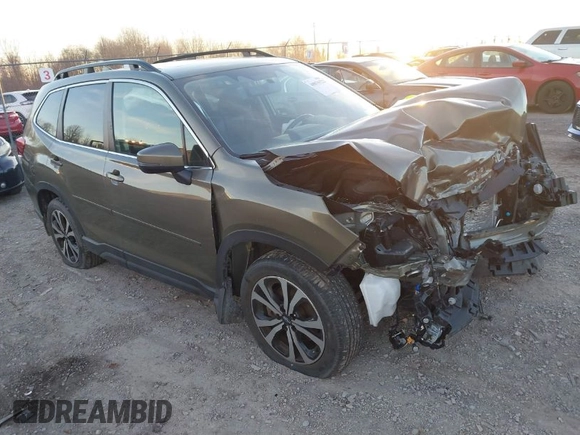 2022 Subaru Forester Limited with VIN JF2SKAPC2NH415436, listed as a IAAI auction lot 40855122 with 13,319 mi miles. Bid and sale history available at carsss.com. Image 1.