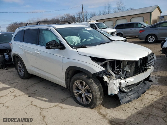 2014 Toyota Highlander XLE with VIN 5TDJKRFH5ES052647, listed as a Copart auction lot 42293425 with 125,479 mi miles and Salvage Title. Bid and sale history available at carsss.com. Image 4.