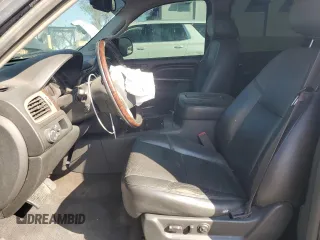 2014 GMC Yukon Denali z VIN 1GKS1EEF4ER230535, wystawiony jako Copart lot #76079844 z przebiegiem 153 180 mil mil oraz Szkoda całkowita • Salvage title. Historia ofert i sprzedaży dostępna na DreamBid. Obrazek 7.