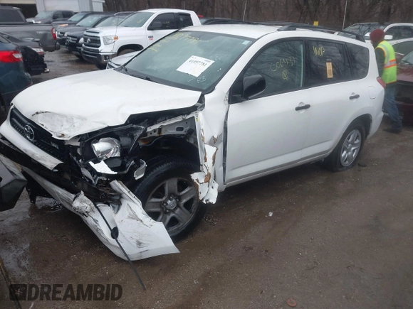 2006 Toyota RAV4 with VIN JTMBK33V165006431, listed as a IAAI auction lot 41097781 with 147,071 mi miles. Bid and sale history available at carsss.com. Image 2.