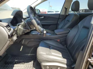 2018 Audi Q7 Premium Plus with VIN WA1LAAF7XJD016585, listed as a Copart auction lot 62598545 with 84,557 mi miles and Salvage title. Bid and sale history available at DreamBid. Image 7.