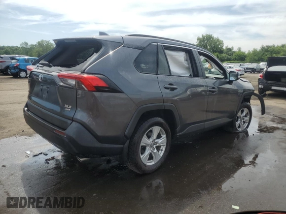 2020 Toyota RAV4 XLE with VIN 2T3P1RFV2LC121388, listed as a Copart auction lot 61336565 with Not provided miles and Salvage title. Bid and sale history available at DreamBid. Image 3.