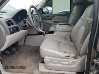 2012 Chevrolet Suburban LT с VIN 1GNSCJE06CR235539, выставлен на аукционе Copart как лот 55355805 с пробегом 288 967 миль миль и Списание • Salvage title. История ставок и продаж доступна на DreamBid. Изображение 7.