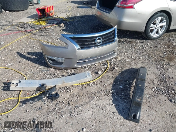 2014 Nissan Altima SV with VIN 1N4AL3AP0EC426002, listed as a IAAI auction lot 41759281 with 106,790 mi miles and . Bid and sale history available at DreamBid. Image 12.