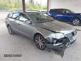 2007 Volkswagen Passat with VIN WVWTU73C97E000785, listed as a IAAI auction lot 42247373 with 103,990 mi miles and . Bid and sale history available at DreamBid. Image 1.