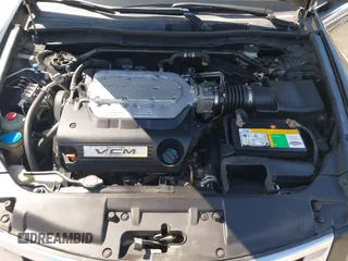 2009 Honda Accord EX-L with VIN 1HGCP36819A035288, listed as a IAAI auction lot 42217697 with 117,827 mi miles and . Bid and sale history available at DreamBid. Image 10.