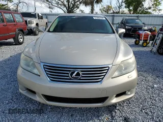 2011 Lexus LS 460 z VIN JTHBL5EF4B5103078, wystawiony jako Copart lot #51005735 z przebiegiem 131 493 mil mil oraz Szkoda całkowita • Salvage title. Historia ofert i sprzedaży dostępna na DreamBid. Obrazek 5.