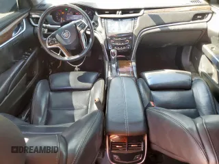 2014 Cadillac XTS Luxury z VIN 2G61M5S39E9302853, wystawiony jako Copart lot #57712215 z przebiegiem 180 886 mil mil oraz Czysty tytuł • Clean title. Historia ofert i sprzedaży dostępna na DreamBid. Obrazek 8.