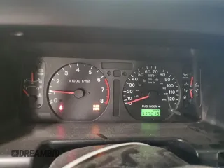2000 Isuzu Trooper S z VIN JACDJ58X5Y7J15479, wystawiony jako Copart lot #49169485 z przebiegiem 177 016 mil mil oraz Czysty tytuł • Clean title. Historia ofert i sprzedaży dostępna na DreamBid. Obrazek 9.