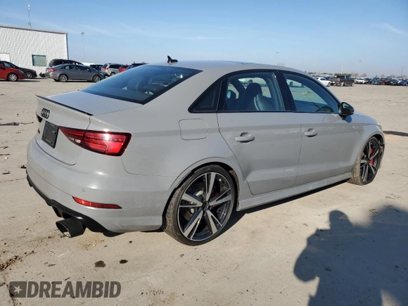 2019 Audi RS 3 z VIN WUABWGFF5KA906737, wystawiony jako Copart lot #41534155 z przebiegiem 22 784 mil mil oraz Szkoda całkowita • Salvage title. Historia ofert i sprzedaży dostępna na DreamBid. Obrazek 3.