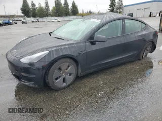 2023 Tesla Model 3 с VIN 5YJ3E1EA2PF671865, выставлен на аукционе Copart как лот 45220285 с пробегом 29 614 миль миль и Списание • Salvage title. История ставок и продаж доступна на DreamBid. Изображение 1.