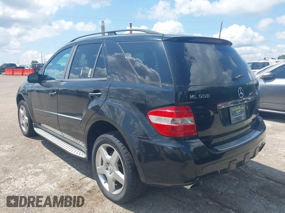 2008 Mercedes-Benz M 550 с VIN 4JGBB72E38A364368, выставлен на аукционе IAAI как лот 42556762 с пробегом 151 384 миль миль и . История ставок и продаж доступна на DreamBid. Изображение 3.