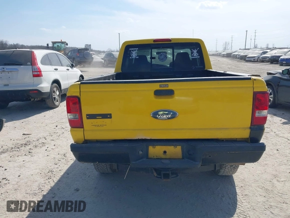 2006 Ford Ranger XL with VIN 1FTZR15E86PA03915, listed as a IAAI auction lot 41801942 with 153,697 mi miles. Bid and sale history available at carsss.com. Image 16.