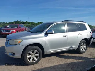 2009 Toyota Highlander z VIN JTEES41A192126069, wystawiony jako IAAI lot #42288380 z przebiegiem 211 915 mil mil oraz . Historia ofert i sprzedaży dostępna na DreamBid. Obrazek 14.