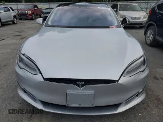 2018 Tesla Model S 75D with VIN 5YJSA1E2XJF254775, listed as a Copart auction lot 59014735 with 81,105 mi miles and Salvage title. Bid and sale history available at DreamBid. Image 5.