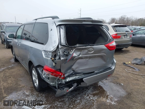 2017 Toyota Sienna LE Auto Access Seat with VIN 5TDKZ3DC4HS898051, listed as a IAAI auction lot 41530873 with 117,576 mi miles. Bid and sale history available at carsss.com. Image 6.