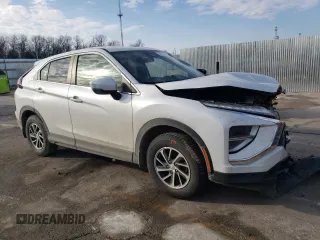 2022 Mitsubishi Eclipse Cross ES z VIN JA4ATUAA4NZ039908, wystawiony jako Copart lot #46615885 z przebiegiem 74 316 mil mil oraz Szkoda całkowita • Salvage title. Historia ofert i sprzedaży dostępna na DreamBid. Obrazek 4.