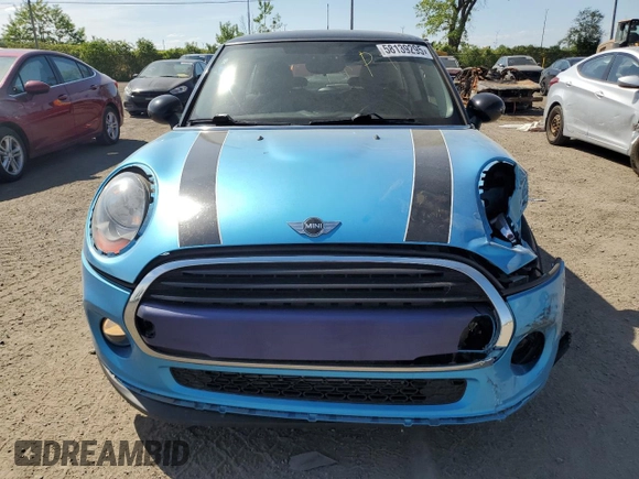 2017 MINI Hardtop Cooper with VIN WMWXP5C33H2G60921, listed as a Copart auction lot 58139295 with 94,599 mi miles and Salvage title. Bid and sale history available at DreamBid. Image 5.
