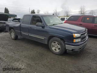 2006 Chevrolet Silverado 1500 LT1 with VIN 2GCEC19T861138804, listed as a Copart auction lot 43200825 with 255,642 mi miles and Salvage Title. Bid and sale history available at carsss.com. Image 4.