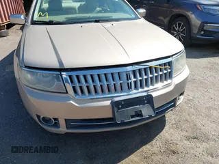 2007 Lincoln MKZ z VIN 3LNHM26T27R627910, wystawiony jako IAAI lot #42399022 z przebiegiem 245 768 mil mil oraz . Historia ofert i sprzedaży dostępna na DreamBid. Obrazek 6.