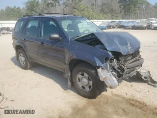 2003 Ford Escape XLS Popular with VIN 1FMYU92133KC05088, listed as a Copart auction lot 46972905 with 176,497 mi miles and Salvage Title. Bid and sale history available at carsss.com. Image 4.