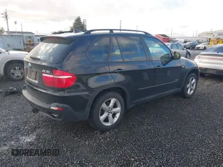 2010 BMW X5 35d with VIN 5UXFF0C53ALJ99964, listed as a IAAI auction lot 40891521 with 235,084 mi miles. Bid and sale history available at carsss.com. Image 4.