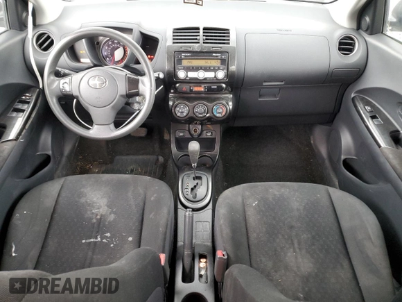 2009 Scion xD z VIN JTKKU10479J035866, wystawiony jako Copart lot #51699835 z przebiegiem 176 636 mil mil oraz Szkoda całkowita • Salvage title. Historia ofert i sprzedaży dostępna na DreamBid. Obrazek 8.