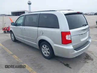 2012 Chrysler Town & Country Touring with VIN 2C4RC1BG5CR157712, listed as a IAAI auction lot 41942939 with 244,799 mi miles. Bid and sale history available at carsss.com. Image 3.