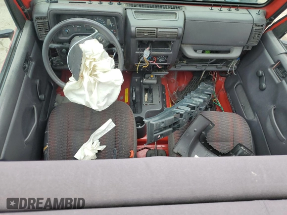 2000 Jeep Wrangler SE with VIN 1J4FA29P6YP793045, listed as a Copart auction lot 58756715 with 202,110 mi miles and Salvage title. Bid and sale history available at DreamBid. Image 8.