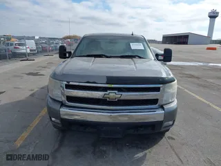 2007 Chevrolet Silverado 1500 LTZ with VIN 2GCEK13MX71529698, listed as a IAAI auction lot 41590698 with 244,705 mi miles. Bid and sale history available at carsss.com. Image 20.