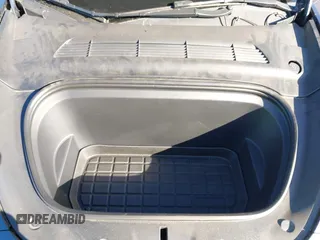 2022 Tesla Model Y Performance with VIN 7SAYGDEF7NF562895, listed as a IAAI auction lot 41692864 with 29,904 mi miles and . Bid and sale history available at DreamBid. Image 10.