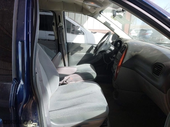 2005 Chrysler Town & Country with VIN 1C4GP45R65B240982, listed as a IAAI auction lot 41522211 with 149,431 mi miles. Bid and sale history available at carsss.com. Image 5.
