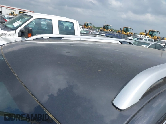 2015 Jeep Cherokee Latitude z VIN 1C4PJMCS2FW601271, wystawiony jako IAAI lot #41969742 z przebiegiem 94 224 mil mil oraz . Historia ofert i sprzedaży dostępna na DreamBid. Obrazek 17.