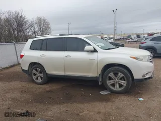 2012 Toyota Highlander Limited with VIN 5TDYK3EH9CS085158, listed as a IAAI auction lot 41737906 with 229,205 mi miles. Bid and sale history available at carsss.com. Image 13.