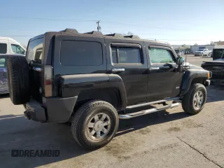 2007 Hummer H3 SUV with VIN 5GTDN13E178165527, listed as a Copart auction lot 71111064 with 108,951 mi miles and Clean Title. Bid and sale history available at DreamBid. Image 3.