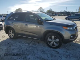 2013 Kia Sorento EX with VIN 5XYKU4A20DG325462, listed as a Copart auction lot 50361295 with 77,099 mi miles and Salvage Title. Bid and sale history available at carsss.com. Image 4.