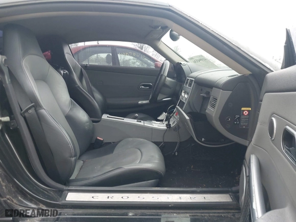 2004 Chrysler Crossfire with VIN 1C3AN69L64X019286, listed as a IAAI auction lot 41994336 with 1 mi miles. Bid and sale history available at carsss.com. Image 5.